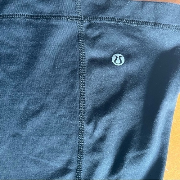Lululemon Black Tank Top - Picture 4 of 5